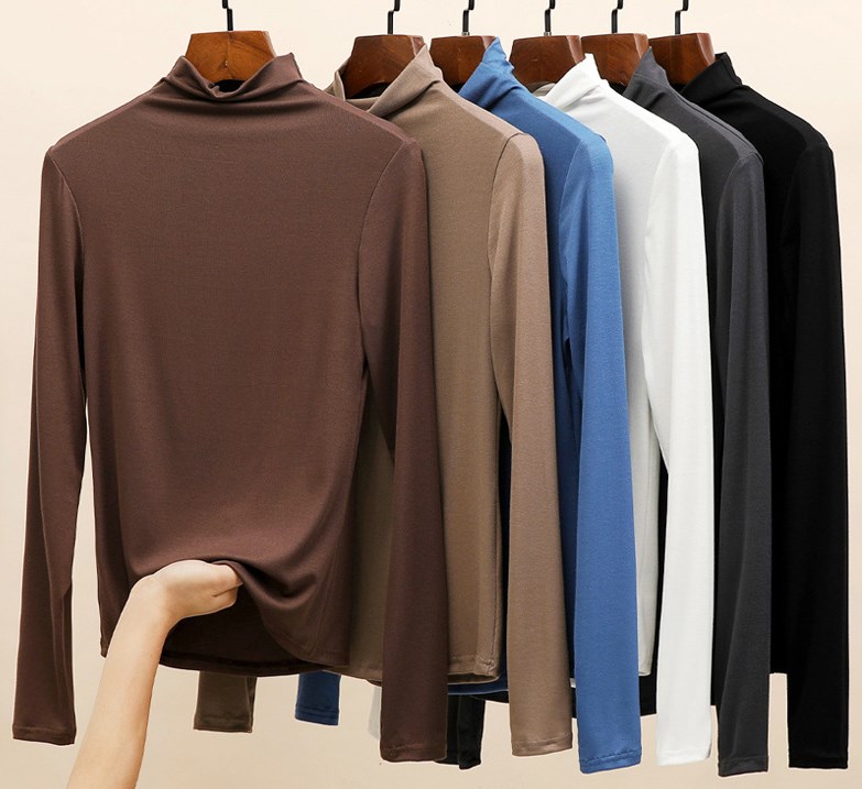 Women's T-shirt Long Sleeve T-shirts Simple Style Solid Color display picture 17