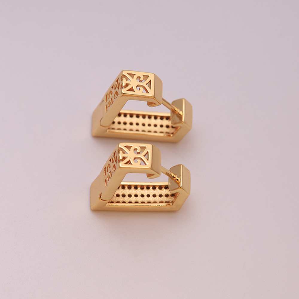 1 Paar Ig-stil Einfacher Stil Herzform Schlange Überzug Inlay Kupfer Zirkon 18 Karat Vergoldet Reif Ohrringe display picture 7