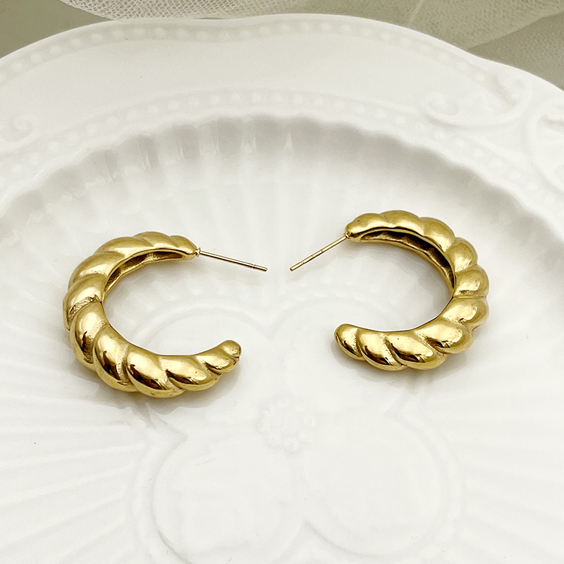 1 Pair Simple Style Croissant Ea56280l Plating 304 Stainless Steel 14K Gold Plated Ear Studs display picture 1