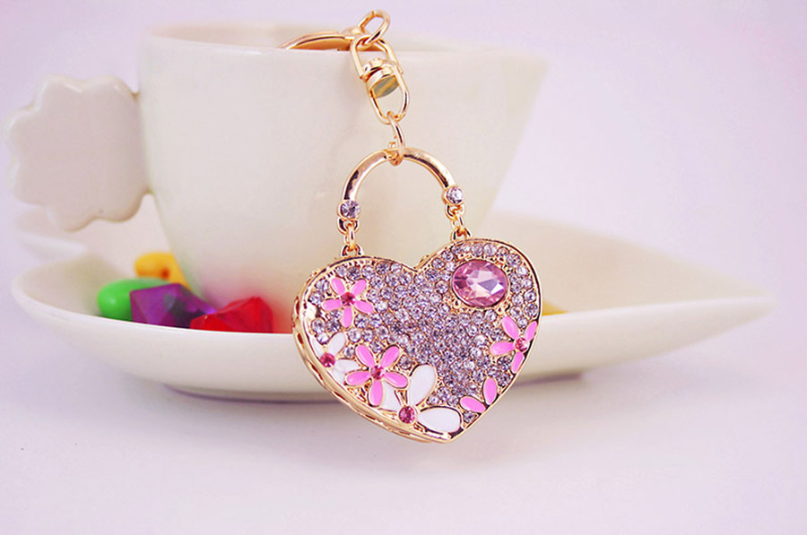 Simple Style Heart Shape Alloy Inlay Rhinestones Women's Keychain display picture 2