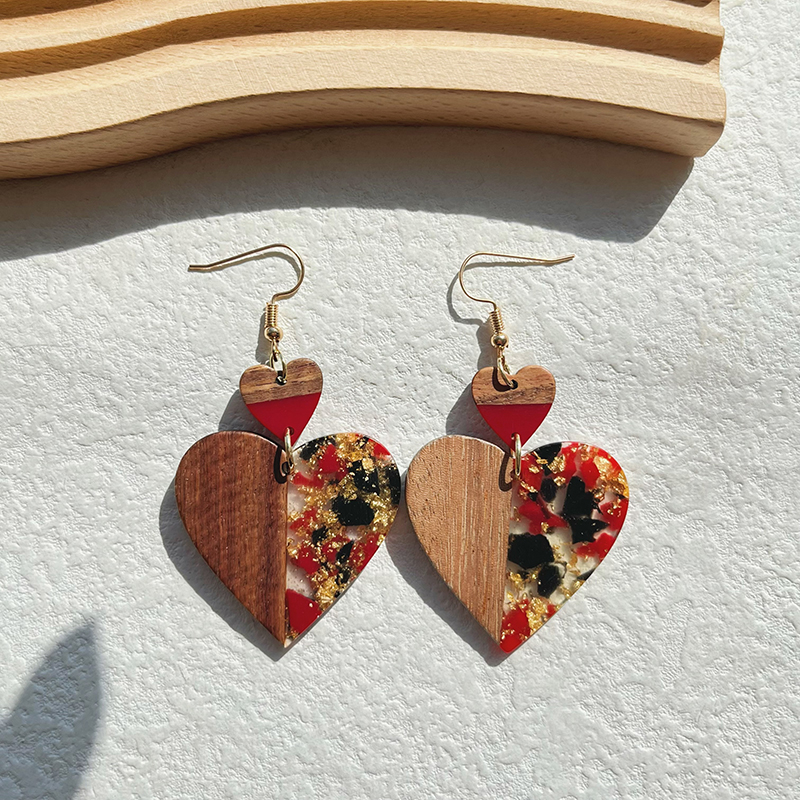 1 Pair Classical Retro Water Droplets Heart Shape Asymmetrical Wood Resin Sequins Resin 14k Gold Plated Drop Earrings display picture 6