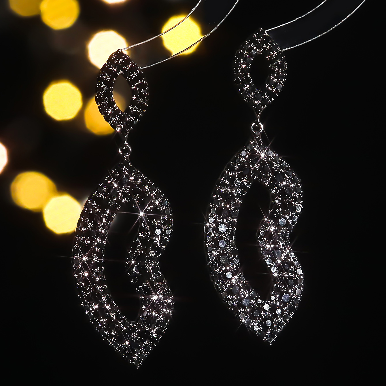 1 Pair Elegant Luxurious Solid Color Inlay Alloy Rhinestones Drop Earrings display picture 4