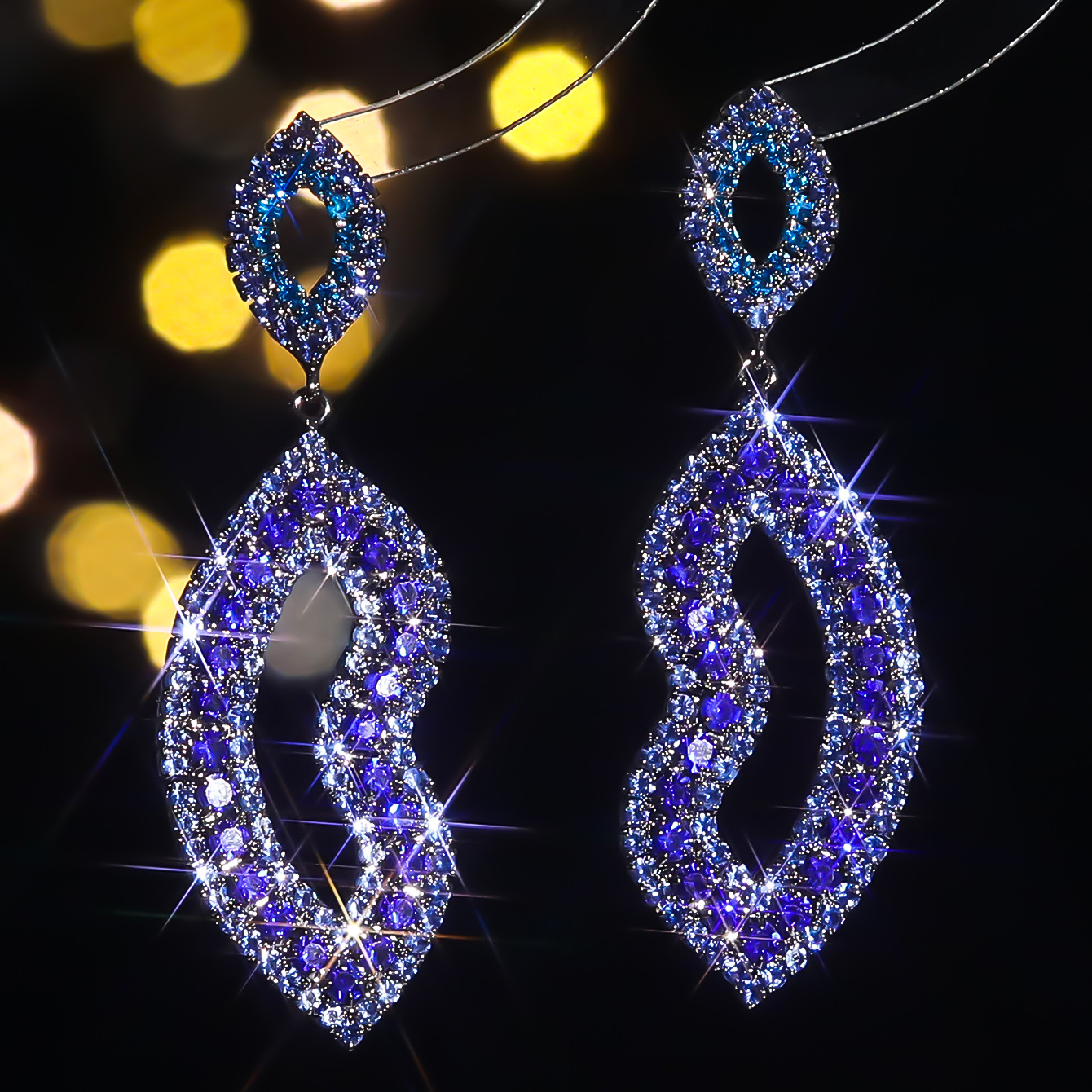 1 Pair Elegant Luxurious Solid Color Inlay Alloy Rhinestones Drop Earrings display picture 6