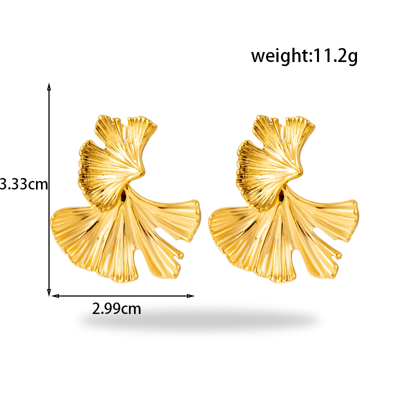 1 Pair Vintage Style French Style Simple Style Flower Ginkgo Leaf Fish Tail Plating Stainless Steel 18k Gold Plated Drop Earrings display picture 2