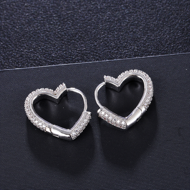 1 Pair Elegant Sweet Heart Shape Inlay Copper Zircon Earrings display picture 7