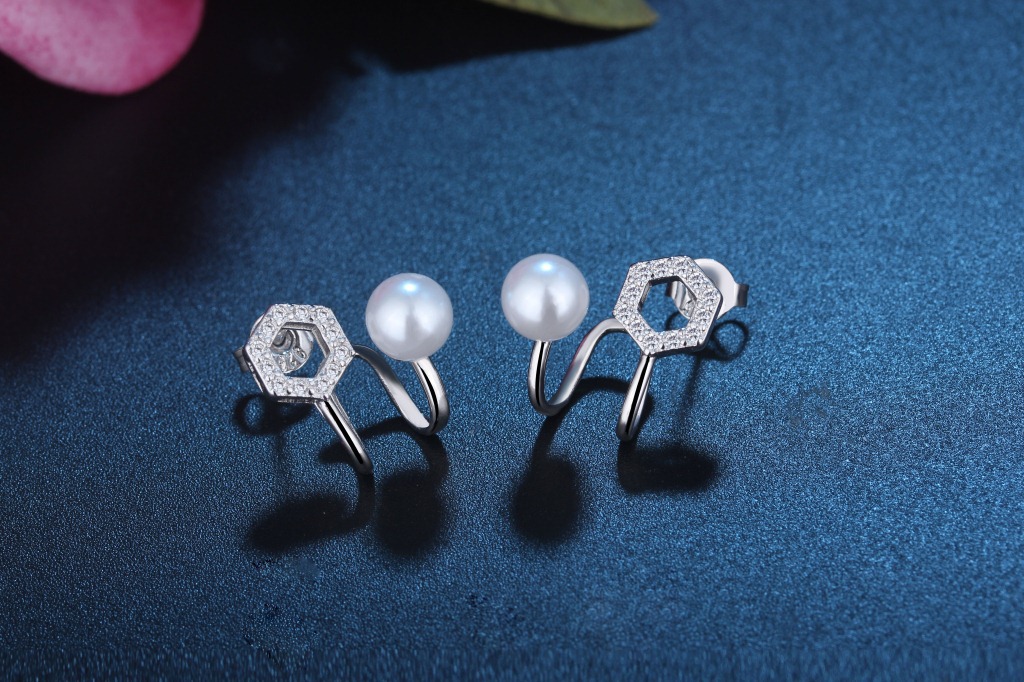 1 Paar Basic Moderner Stil Klassischer Stil Geometrisch Inlay Kupfer Künstliche Perlen Zirkon Ohrringe display picture 5