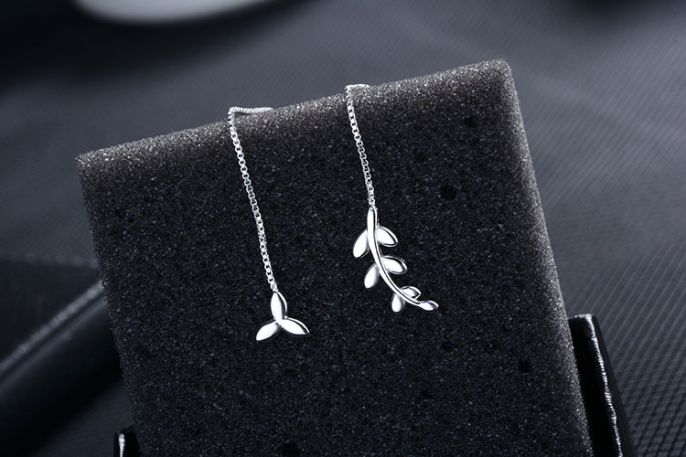 1 Pair Simple Style Leaf Plating Copper White Gold Plated Ear Line display picture 6