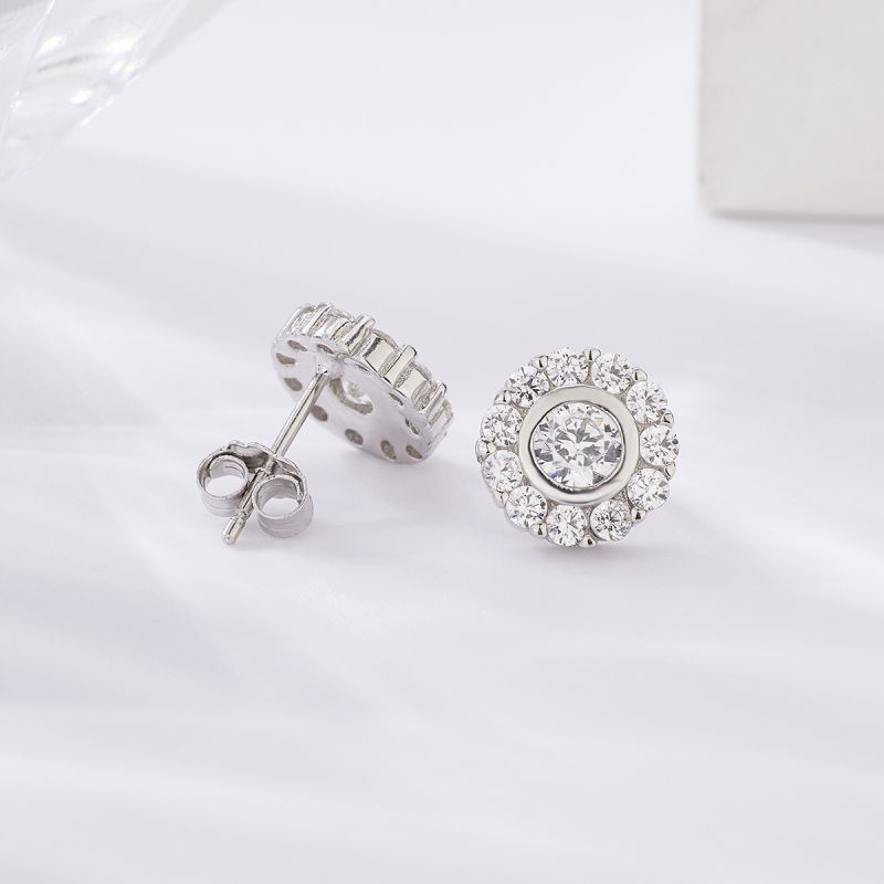 1 Pair Simple Style Shiny Round Polygon Square Plating Inlay Sterling Silver Zircon White Gold Plated Ear Studs display picture 3