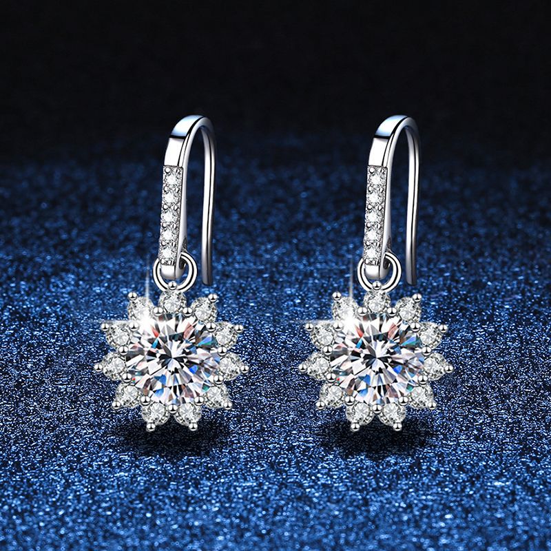 1 Paire Élégant Entreprise Luxueux Flocon De Neige Placage Incruster Argent Sterling Zircon Or Blanc Plaqué Boucles D'oreilles Crochet D'oreille display picture 1