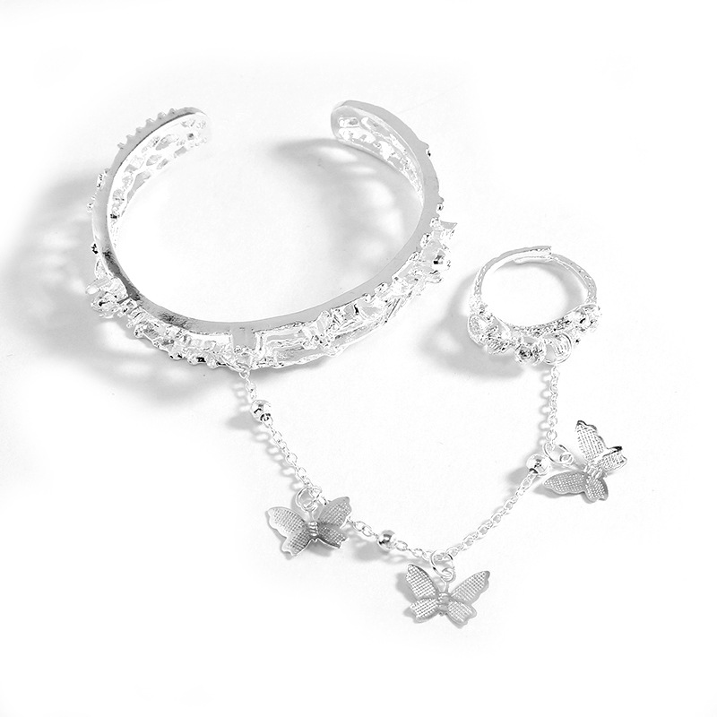 Sweet Butterfly Alloy Women's Bracelets display picture 7