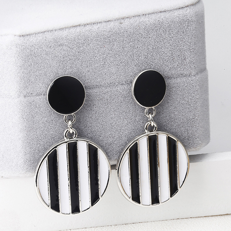 1 Pair Commute Round Stripe Enamel Plating Alloy 18k Gold Plated Drop Earrings display picture 3