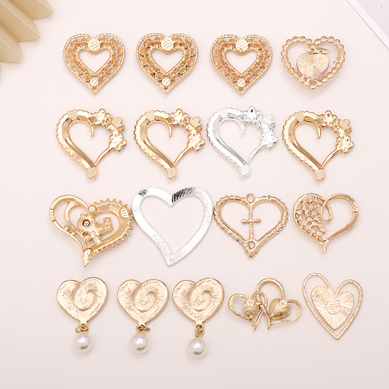 Sweet Heart Shape Metal Plating Inlay Artificial Diamond Jewelry Accessories display picture 2