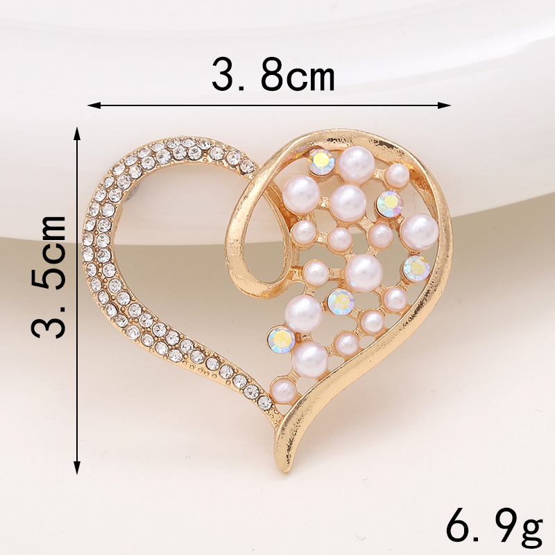 Sweet Heart Shape Metal Plating Inlay Artificial Diamond Jewelry Accessories display picture 9
