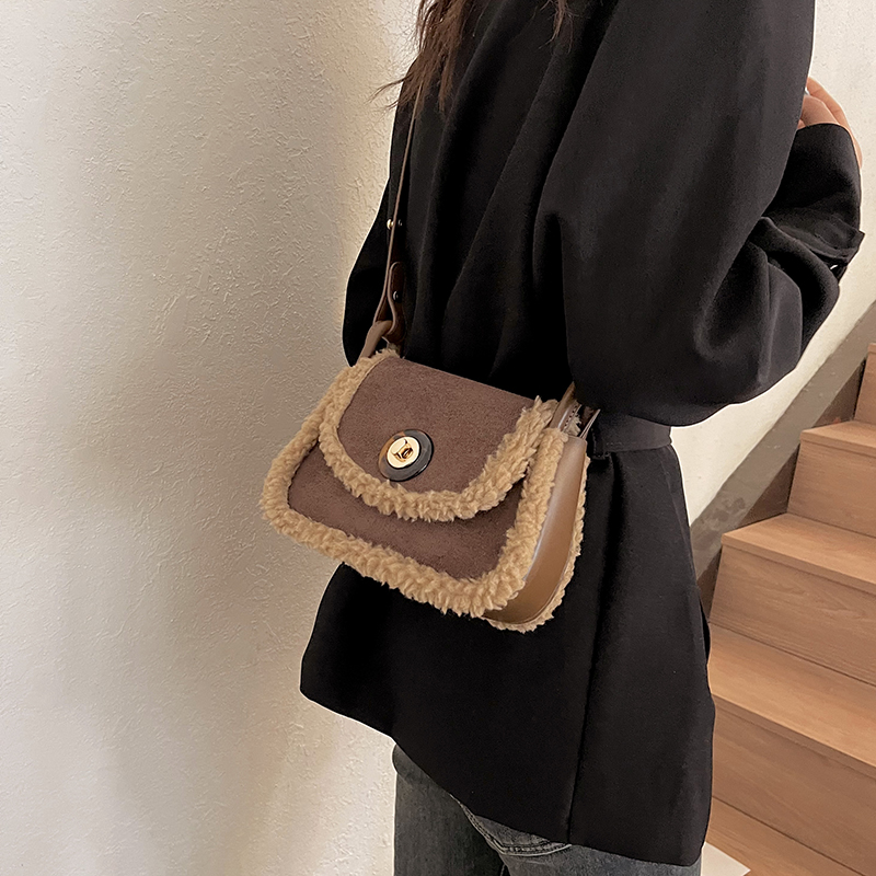 Women's Pu Leather Suede Solid Color Basic Classic Style Sewing Thread Square Flip Cover Fashion Backpack display picture 7