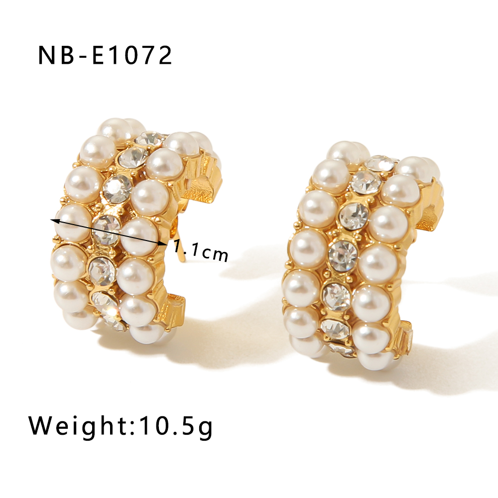 1 Pair Vacation Modern Style Simple Style C Shape Beaded Plating Inlay 304 Stainless Steel Artificial Pearls Rhinestones 18K Gold Plated Ear Studs display picture 11