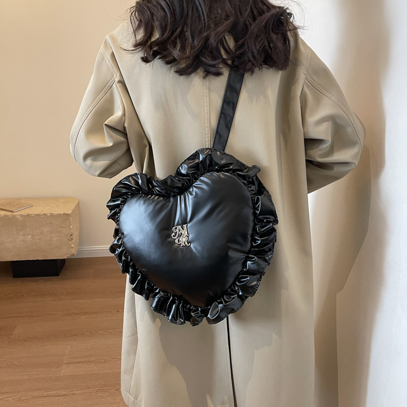 Women's Cloth Heart Shape Cute Vintage Style Heart-shaped Zipper Fashion Backpack display picture 9
