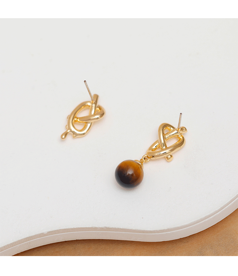 1 Pair IG Style Simple Style Knot Asymmetrical Inlay Copper Natural Stone Pearl 18K Gold Plated Drop Earrings Ear Cuffs display picture 2