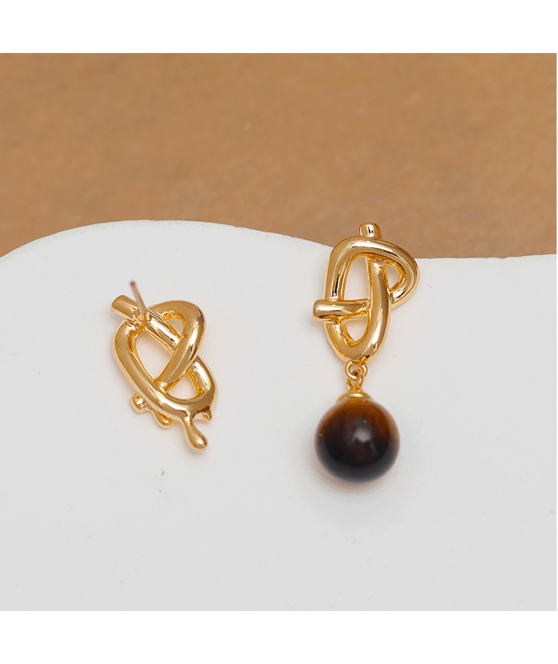 1 Pair IG Style Simple Style Knot Asymmetrical Inlay Copper Natural Stone Pearl 18K Gold Plated Drop Earrings Ear Cuffs display picture 4