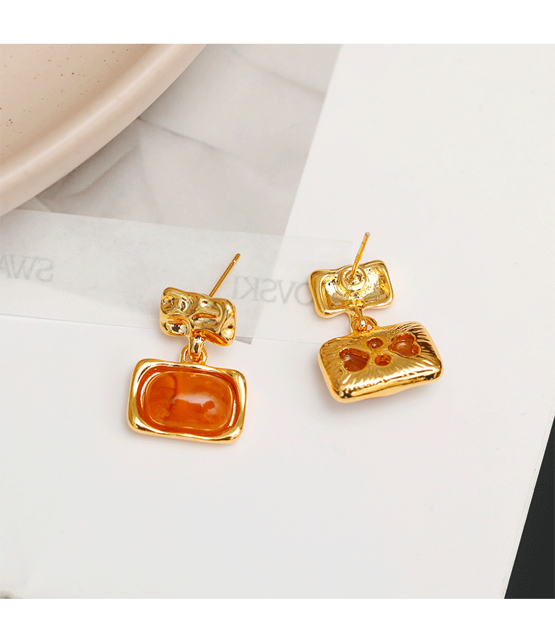 1 Piece Preppy Style Cool Style Geometric Inlay Copper Resin 18K Gold Plated Drop Earrings display picture 3
