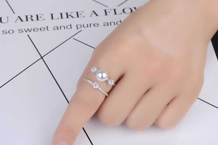 Copper Lady Simple Style Commute Inlay Geometric Imitation Pearl Zircon Open Rings display picture 1