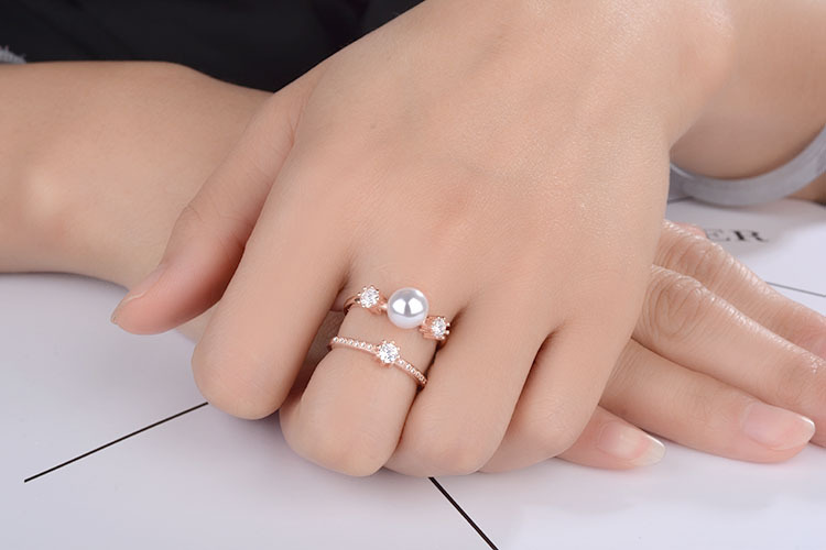 Copper Lady Simple Style Commute Inlay Geometric Imitation Pearl Zircon Open Rings display picture 4
