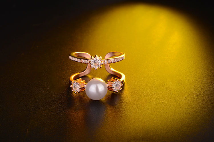 Copper Lady Simple Style Commute Inlay Geometric Imitation Pearl Zircon Open Rings display picture 11