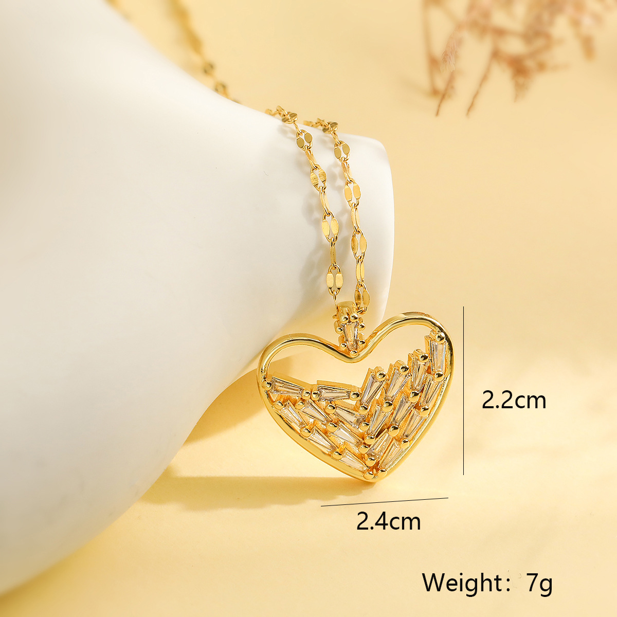 Einfacher Stil Geometrisch Herzform Kupfer 18 Karat Vergoldet Zirkon Halskette Mit Anhänger In Masse display picture 4