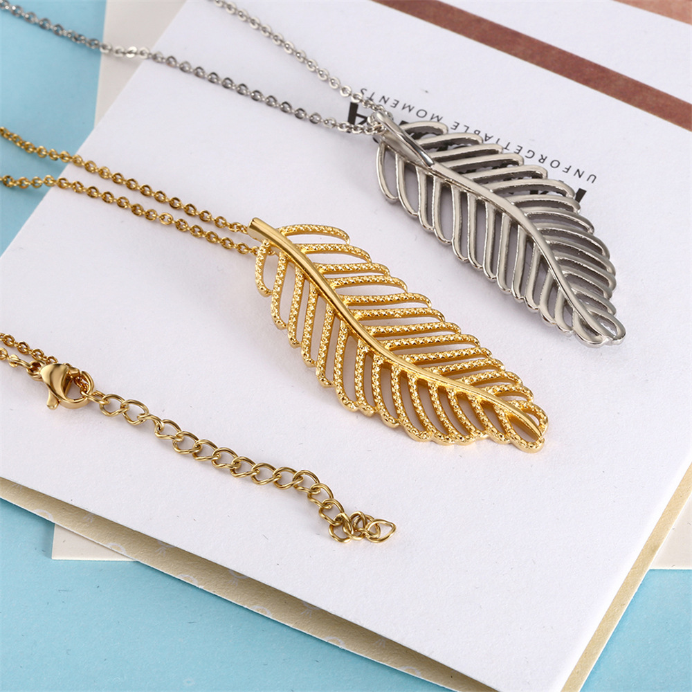 304 Stainless Steel 18K Gold Plated Casual Simple Style Plating Hollow Out Inlay Leaf Zircon Earrings Necklace display picture 8