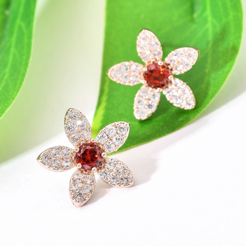 1 Pair Korean Style Flower Plating Inlay Copper Zircon White Gold Plated Ear Studs display picture 5