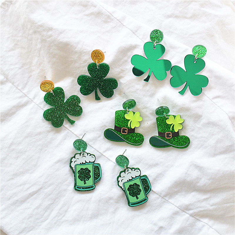 1 Pair Casual Simple Style Shamrock Four Leaf Clover Printing Stoving Varnish Carving Arylic Metal Drop Earrings display picture 1