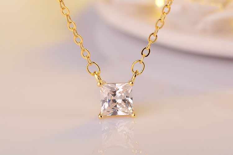 Simple Style Square Copper Plating Inlay Zircon 24k Gold Plated Pendant Necklace display picture 3