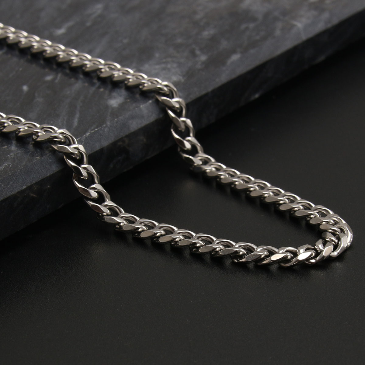 Hip-Hop Rock Simple Style Solid Color Stainless Steel Plating Unisex Necklace display picture 3