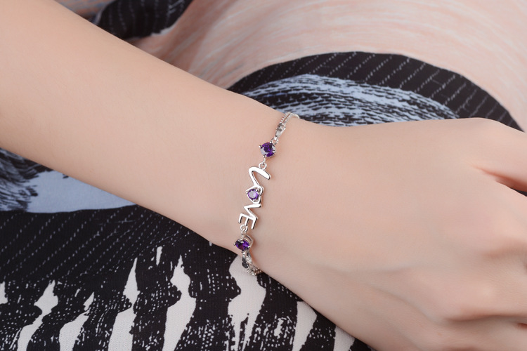 Wholesale Fairy Style Elegant Lady Letter Heart Shape Copper Inlay White Gold Plated Zircon Bracelets display picture 2