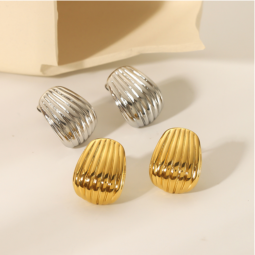 1 Pair IG Style Vintage Style Simple Style Shell Plating Stainless Steel 18K Gold Plated Ear Studs display picture 2