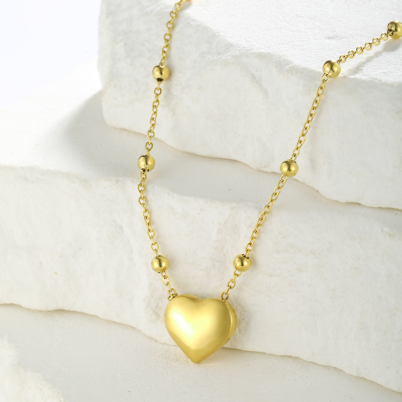 Stainless Steel Elegant Plating Heart Shape Solid Color Pendant Necklace display picture 6