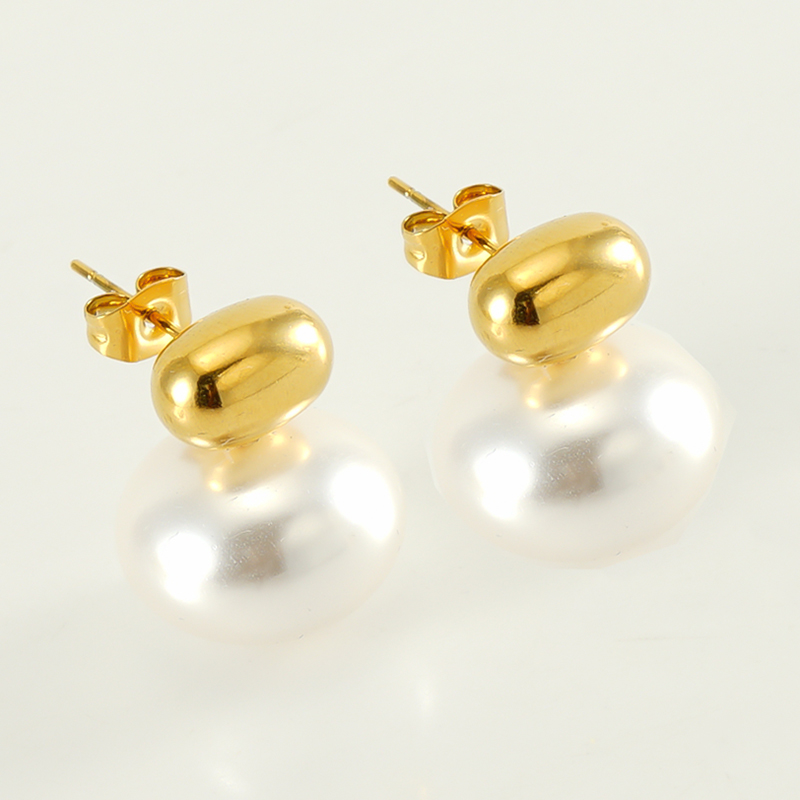1 Piece Cute Queen Bridal Solid Color Plating Inlay 304 Stainless Steel Pearl 18K Gold Plated Ear Studs display picture 9