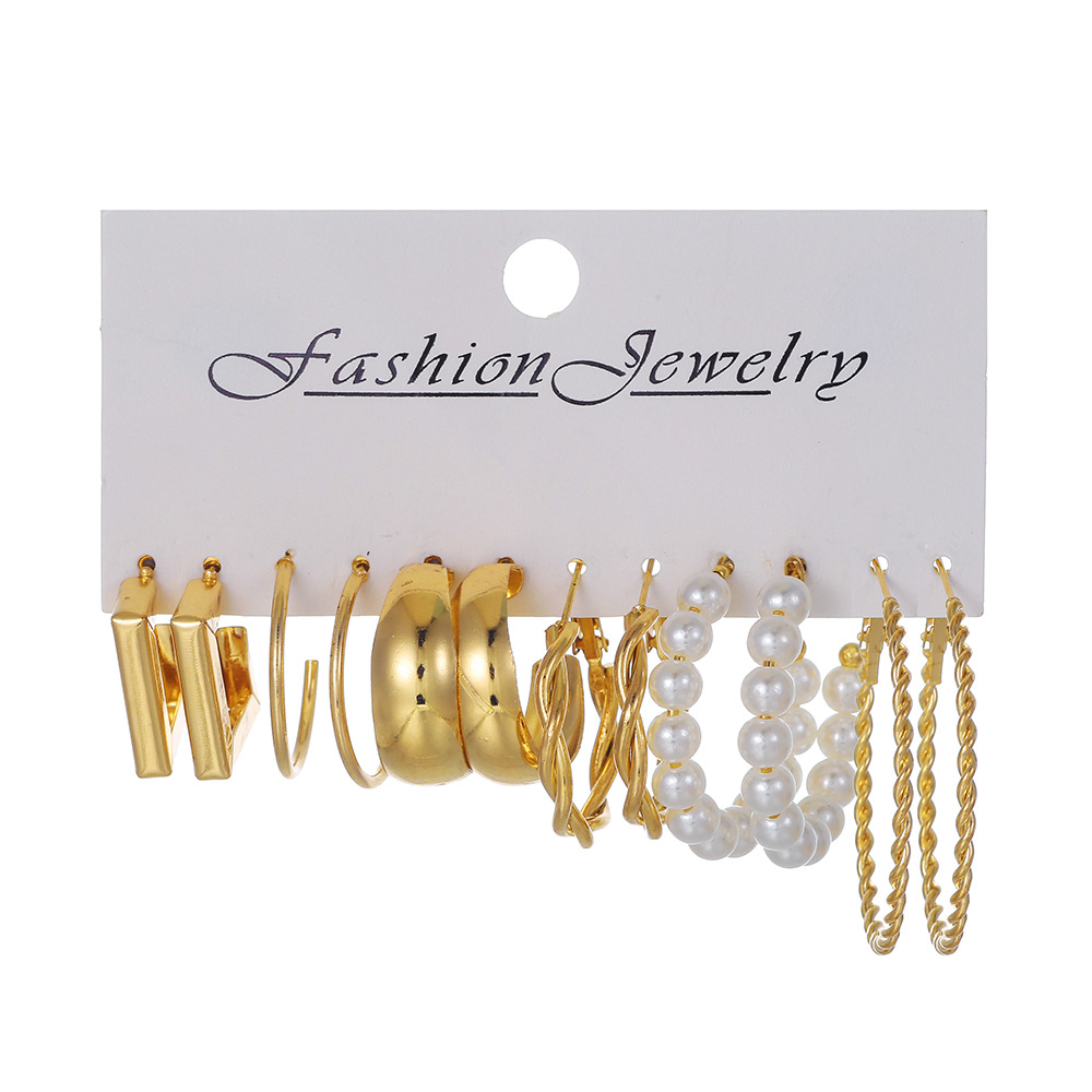 1 Set Elegant Cute Shiny Solid Color Beaded Artificial Pearl Alloy Hoop Earrings display picture 2
