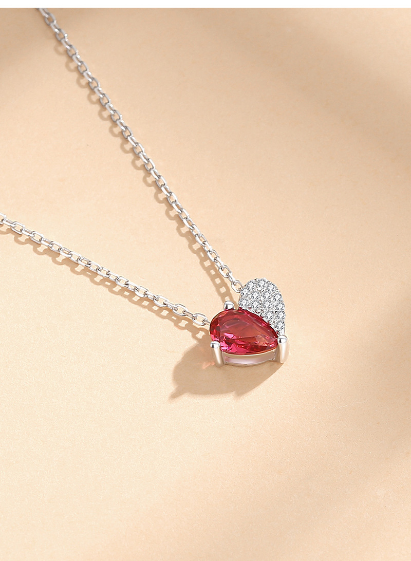 Simple Style Heart Shape Sterling Silver Inlay Zircon Pendant Necklace display picture 3