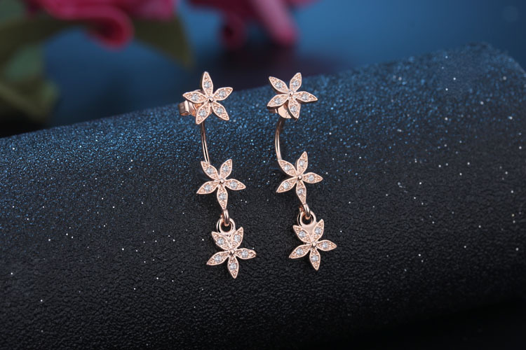 1 Pair Simple Style Classic Style Star Inlay Copper Zircon Ear Studs display picture 5