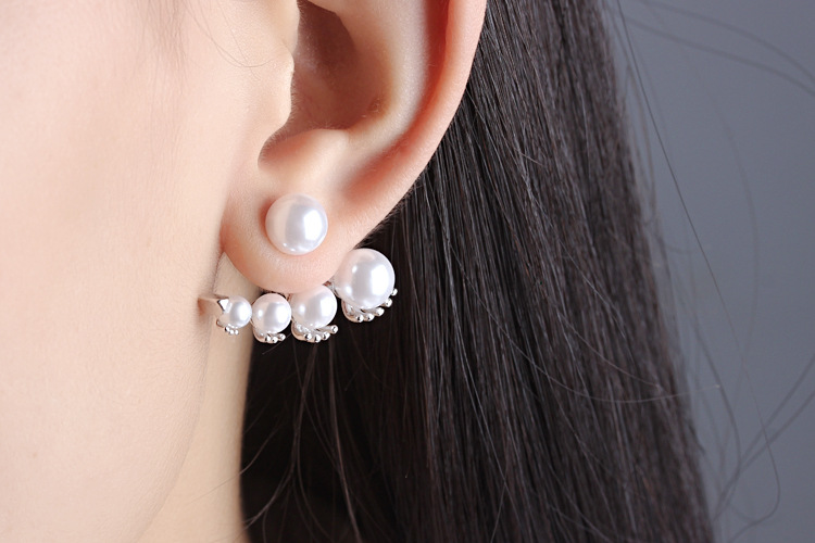 1 Pair Simple Style Classic Style Solid Color Inlay Copper Pearl Ear Studs display picture 1