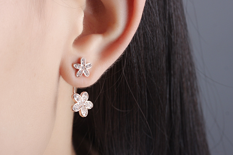 1 Pair Sweet Shiny Flower Inlay Copper Zircon Ear Studs display picture 2