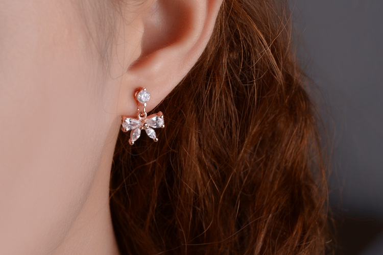 1 Pair Elegant Shiny Bow Knot Inlay Copper Zircon Drop Earrings display picture 1
