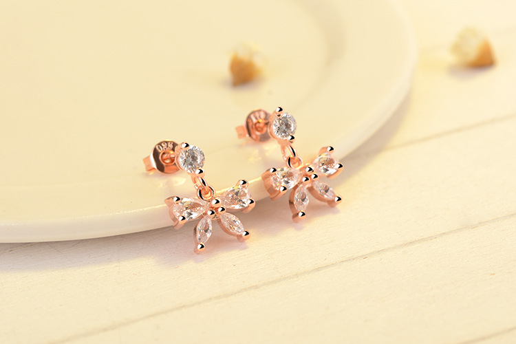 1 Pair Elegant Shiny Bow Knot Inlay Copper Zircon Drop Earrings display picture 4