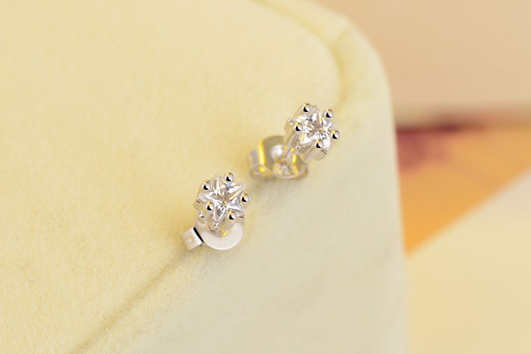 1 Pair Lady Star Inlay Copper Zircon Ear Studs display picture 7