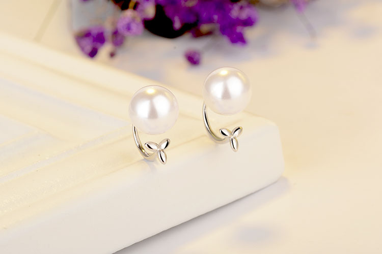 1 Pair Lady Leaf Plating Inlay Copper Artificial Pearls Ear Studs display picture 2