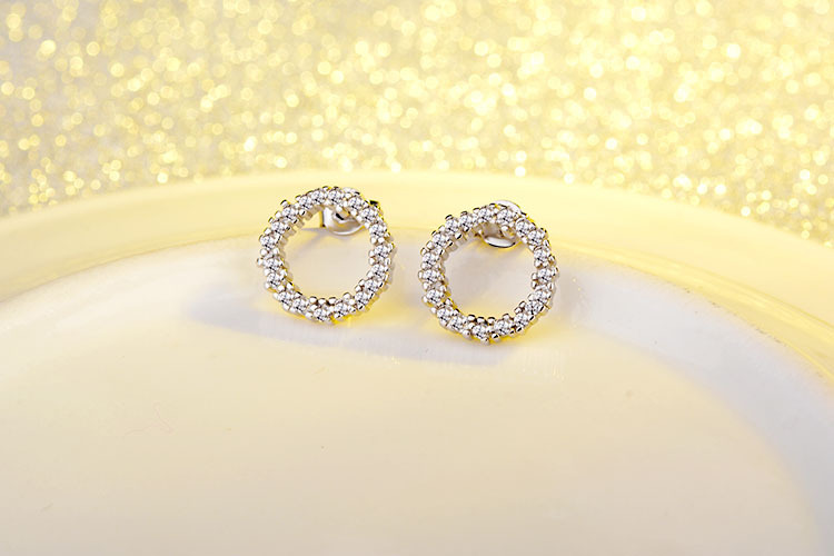 1 Pair Simple Style Circle Plating Hollow Out Inlay Copper Zircon White Gold Plated Ear Studs display picture 2