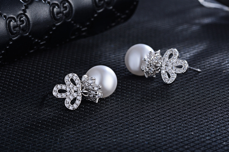 1 Pair Basic Modern Style Classic Style Geometric Inlay Copper Imitation Pearl Zircon Drop Earrings display picture 3