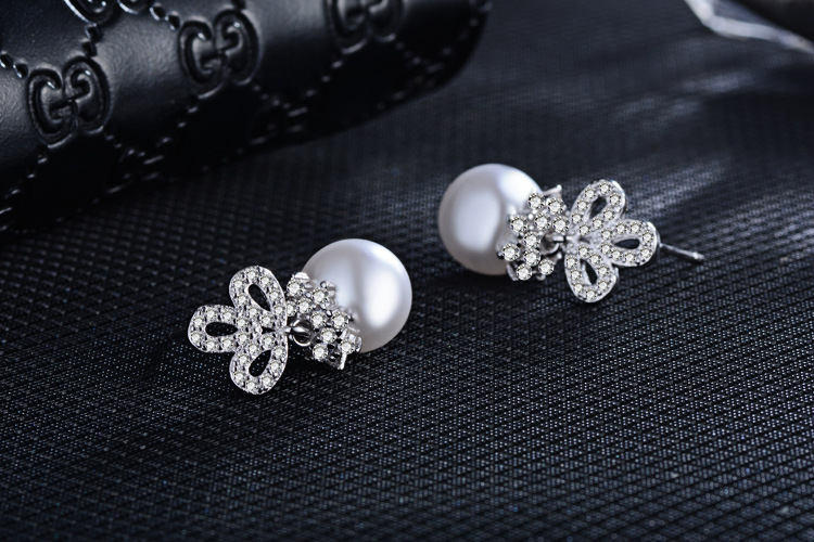 1 Pair Basic Modern Style Classic Style Geometric Inlay Copper Imitation Pearl Zircon Drop Earrings display picture 11