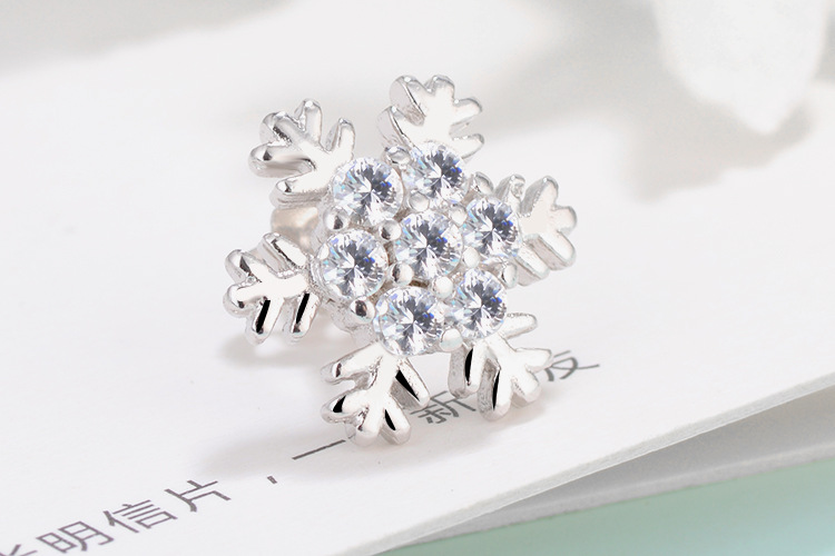 1 Pair Ig Style Sweet Snowflake Plating Inlay Copper Zircon White Gold Plated Ear Studs display picture 9