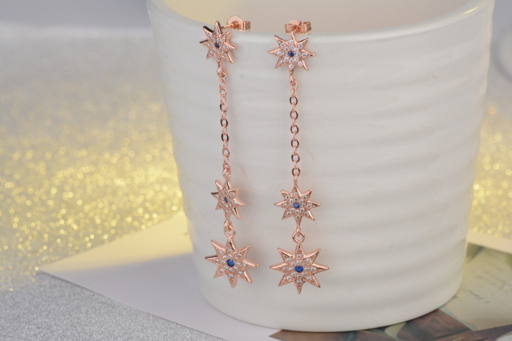 1 Pair IG Style Shiny Star Chain Inlay Copper Zircon Drop Earrings display picture 7